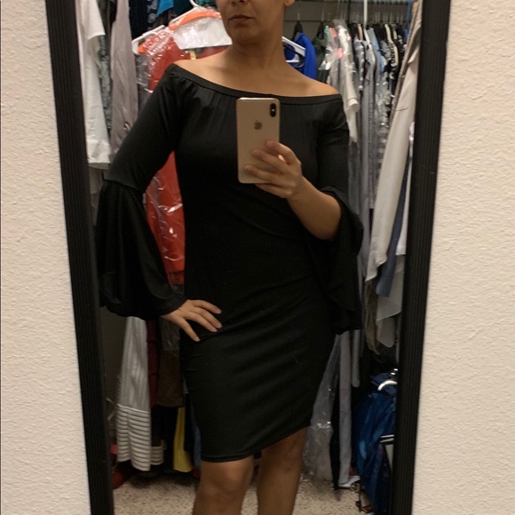 ๐Host Pick: 10/11 & 10/31/18๐พ Bell Sleeve Dress - Picture 2 of 7